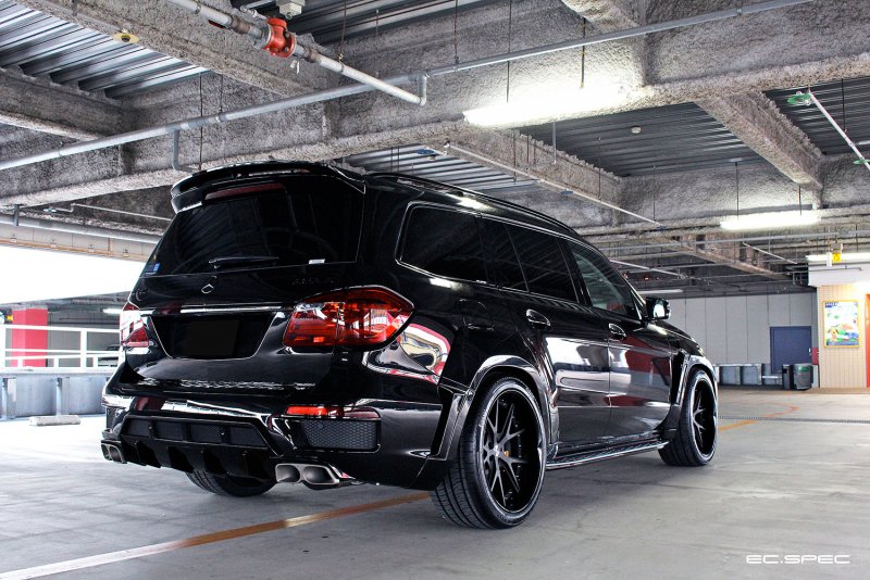 Mercedes Benz gl 550 Brabus