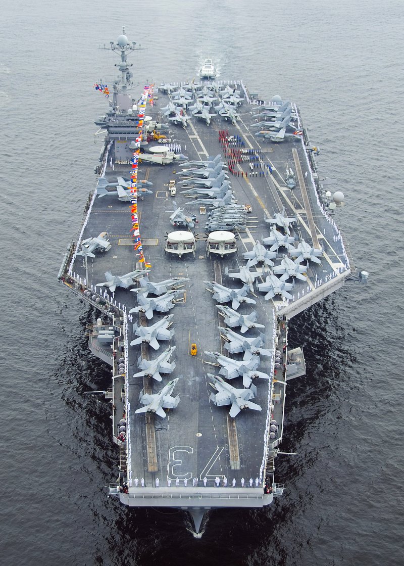 CVN-73 «Джордж Вашингтон» (George Washington),