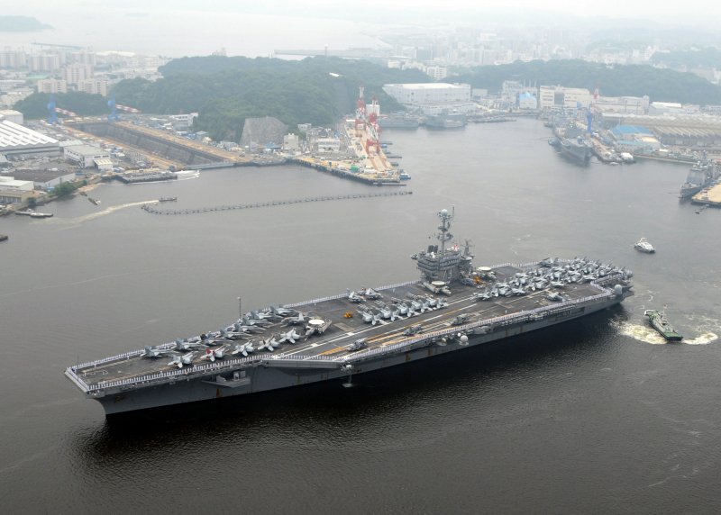 USS Джордж Вашингтон ( CVN 73)