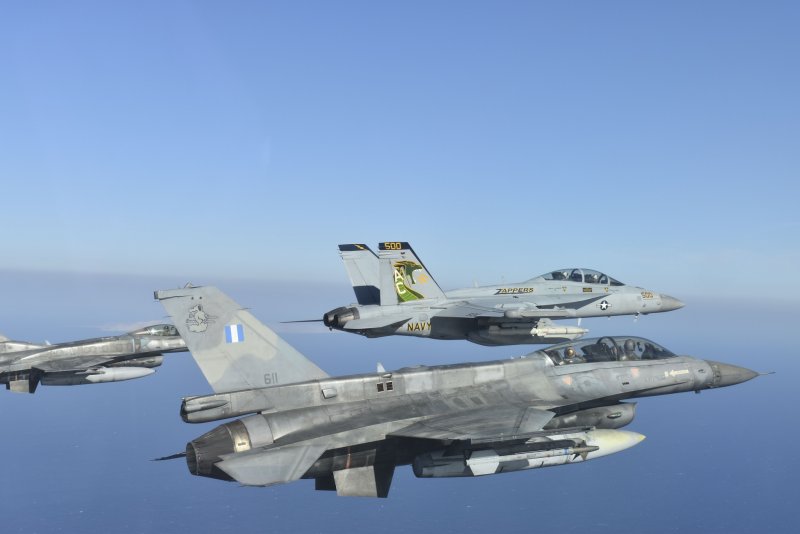 F 18 Electric Warfare