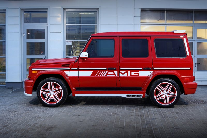 Mercedes g63 AMG красный