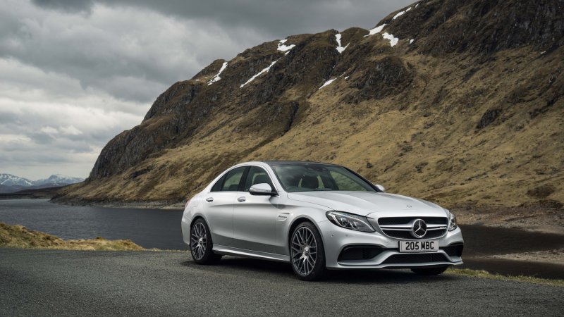 Мерседес-Бенц c класс AMG