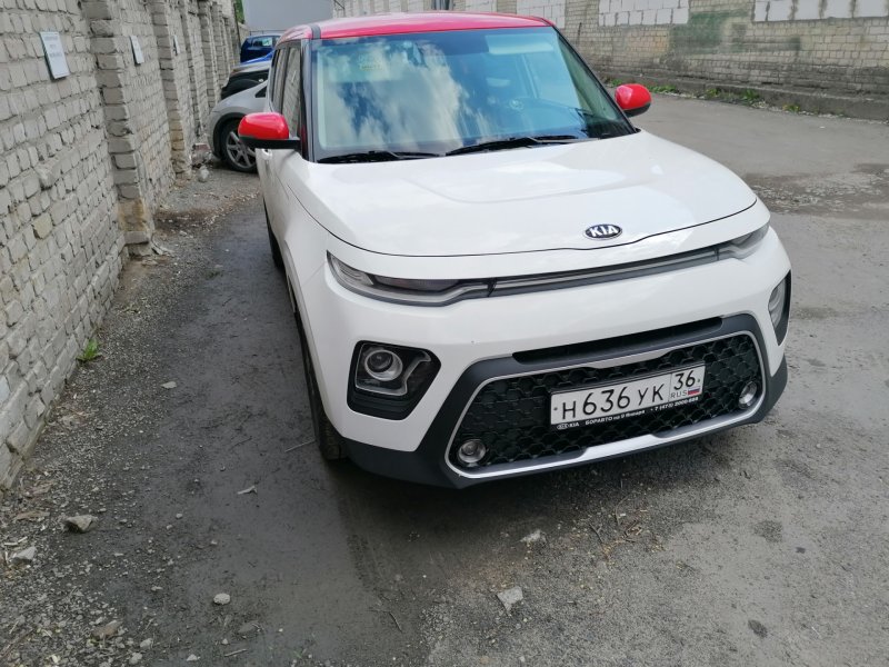 Киа соул 2019 белый с красной крышей