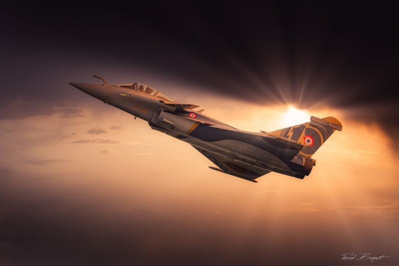 F 22 Night