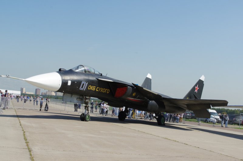 Су 47 палубный истребитель
