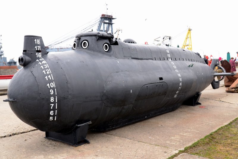 Автономная подводная лодка "Пигмей"