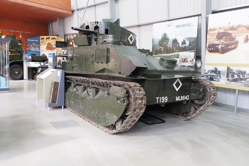 Танк Виккерс 16 тонный