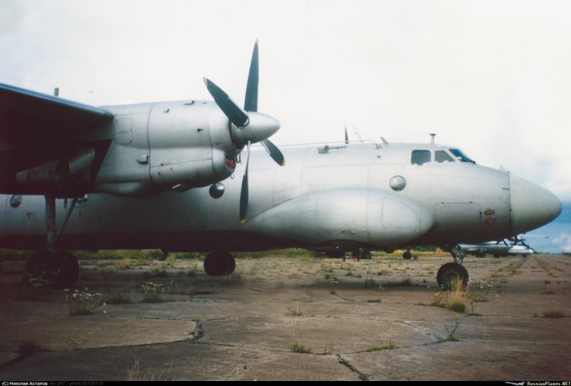 АН-26б ra-26101