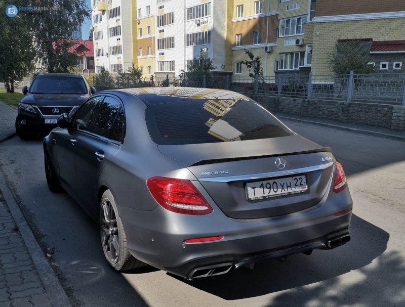 Мерседес 22