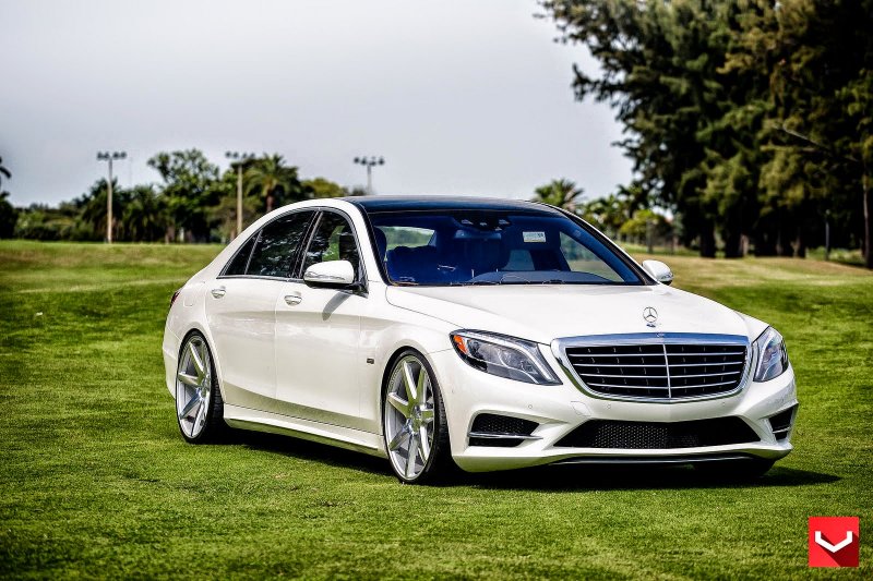 Mercedes-Benz s550