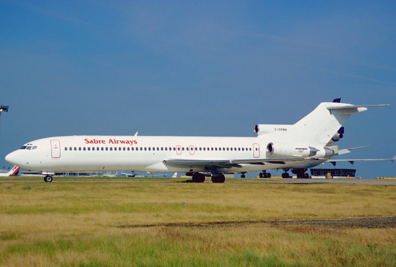 Боинг 727 белый