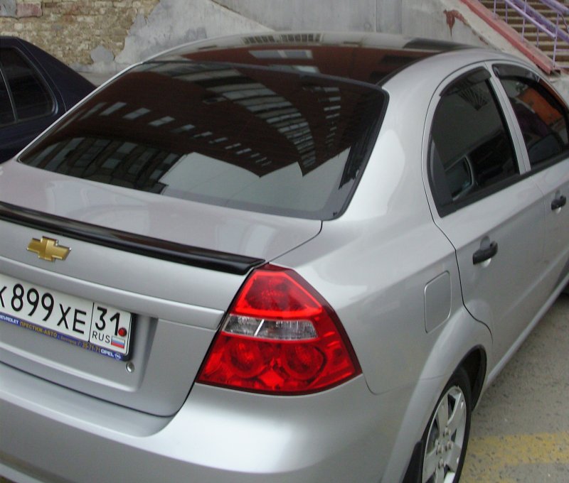 Chevrolet Aveo t250 черная крыша