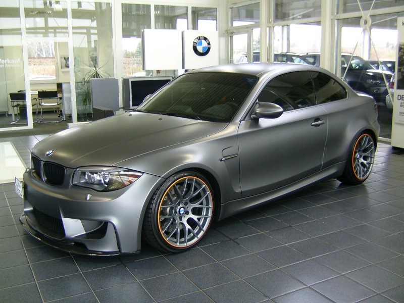 BMW 218 серый графит металлик