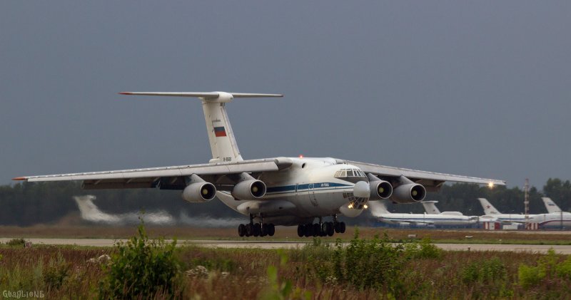 АН-178 транспортный самолёт