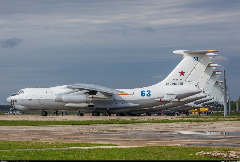 Ил-214 военно-транспортный самолёт