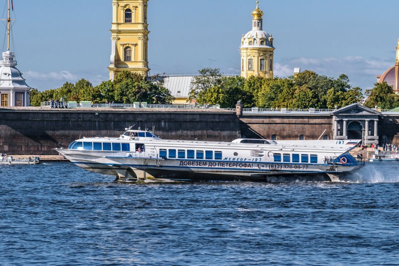 Петродворец Москва