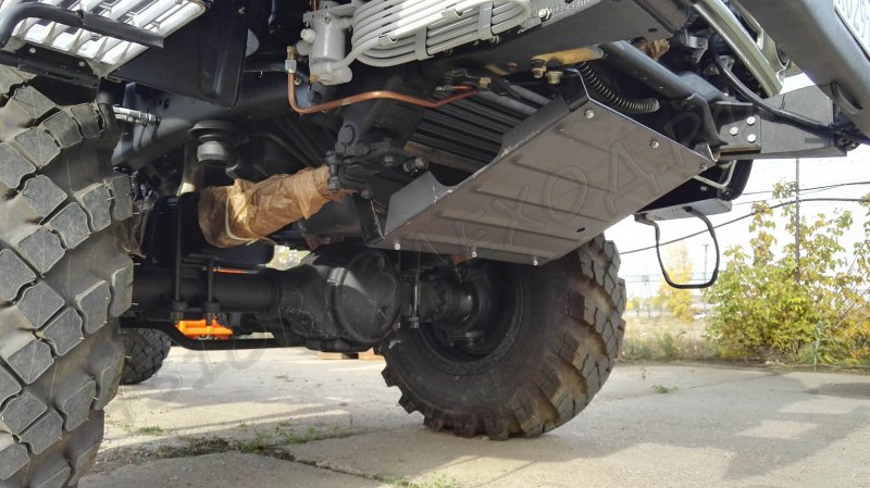 КАМАЗ 4310 снизу