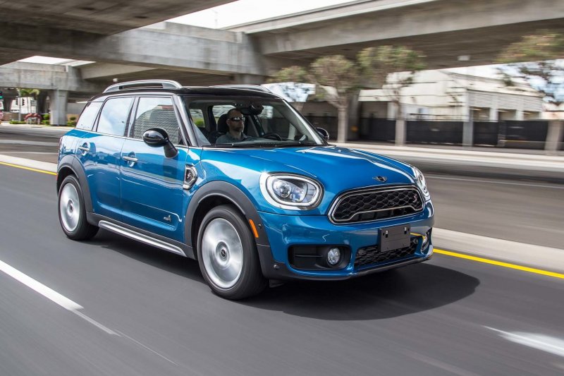 Мини Купер s Countryman