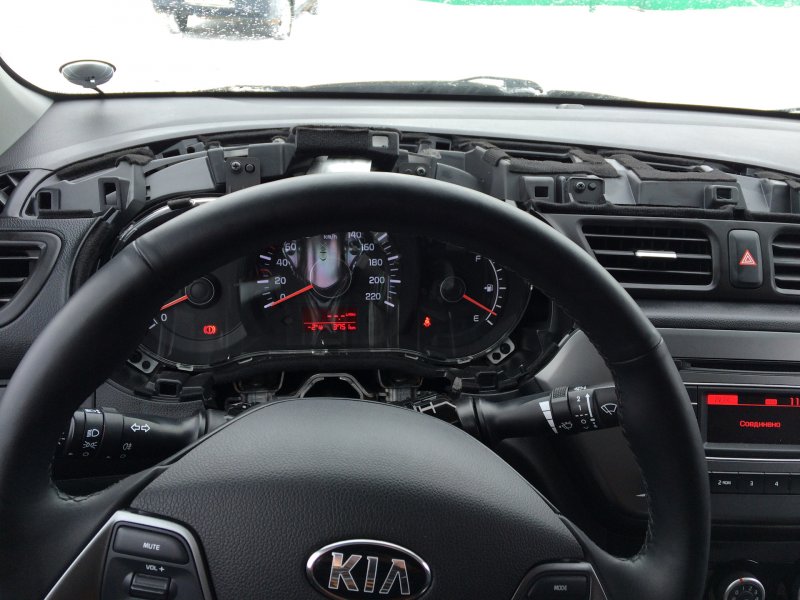 Kia Rio 2016 торпеда