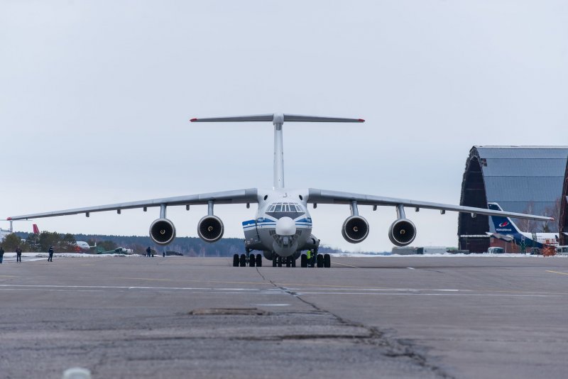 Тяжелый военно-транспортный самолет АН-124 «Руслан»