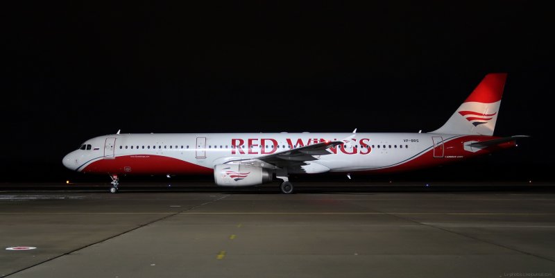Sukhoi Superjet 100 Red Wings