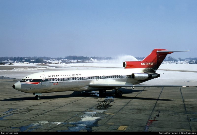 Брюс Кэмпбелл Boeing-727