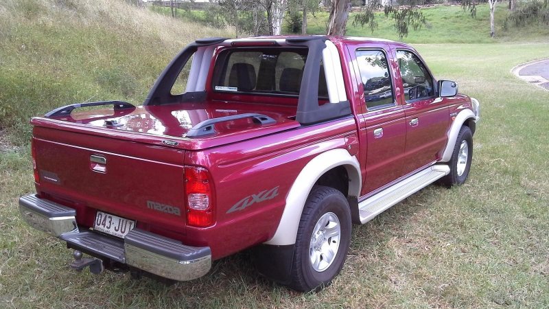 Mazda пикап 2004