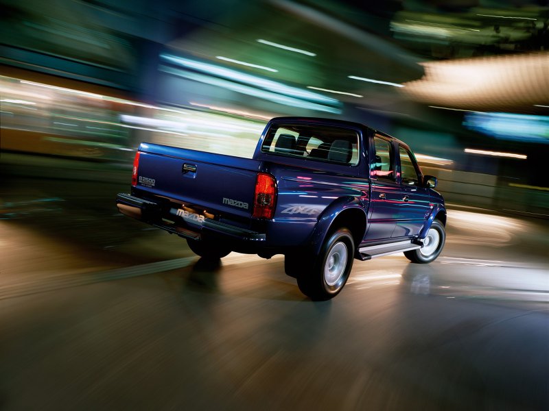 Mazda b2500 2004