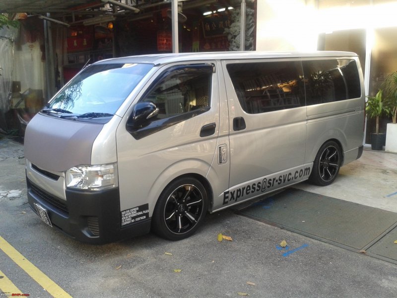 Hiace r18
