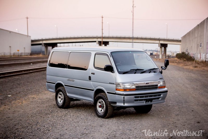 Toyota Hiace 4wd 1996 –