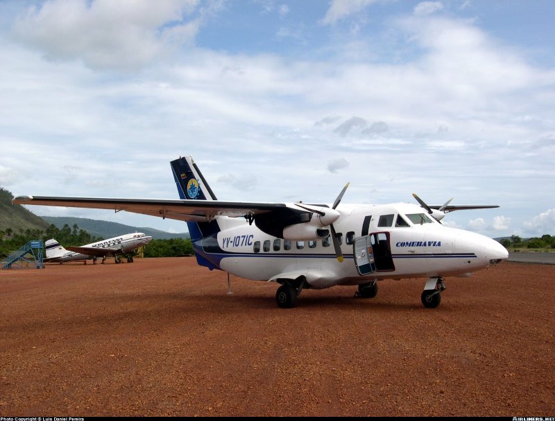 Let l-410 Turbolet