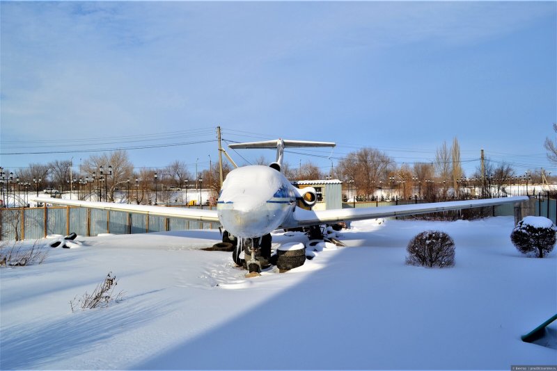 Снежный самолет