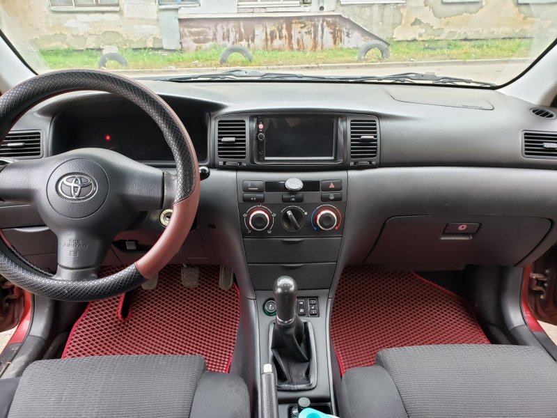 Toyota Corolla 120 салон