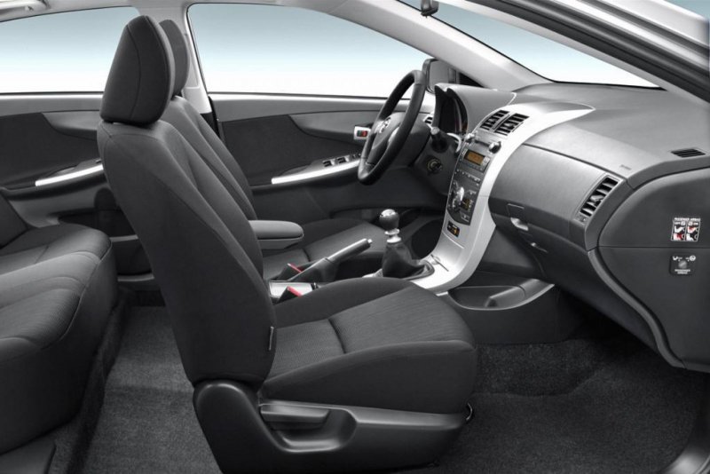 Toyota Corolla 2007 салон