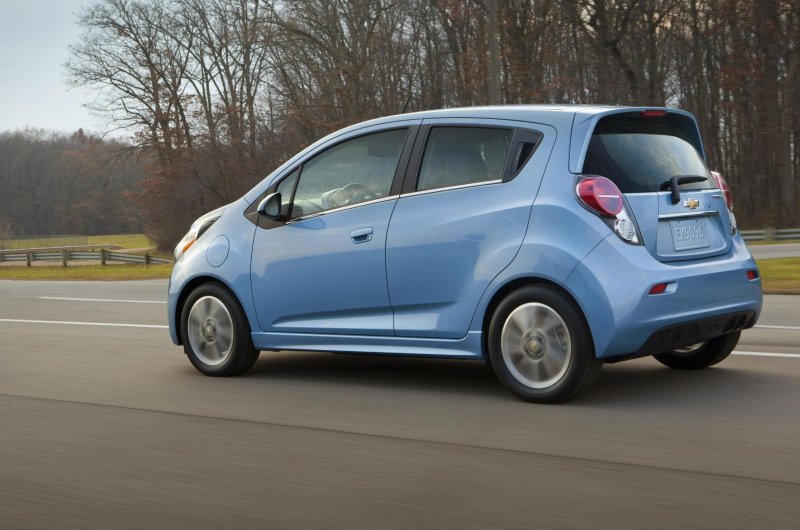 Chevrolet Spark ev 3