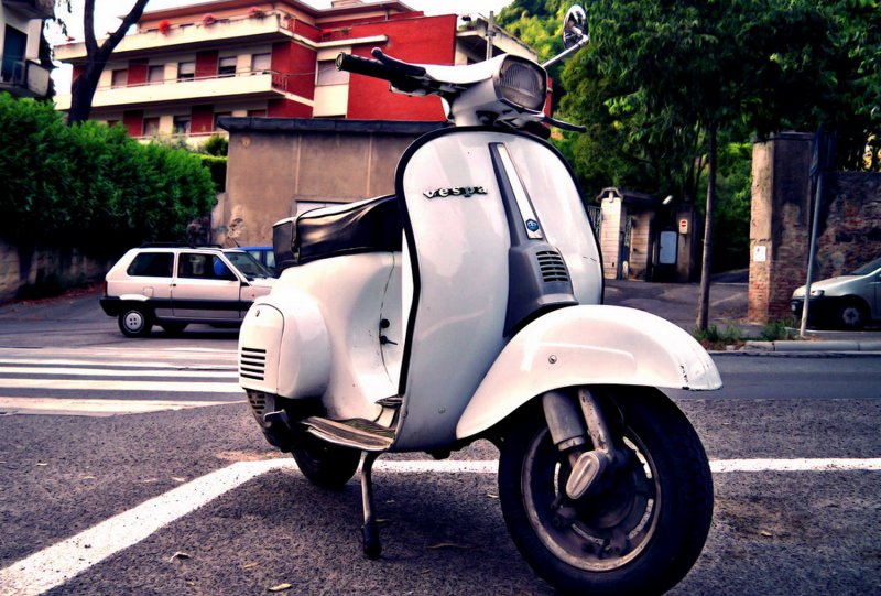 Vespa 80s