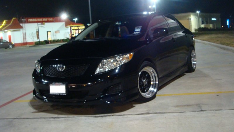 Toyota Corolla 2008 черная тюнинг