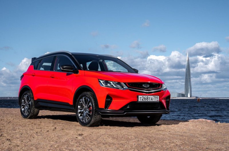 Geely Coolray 2020 красный