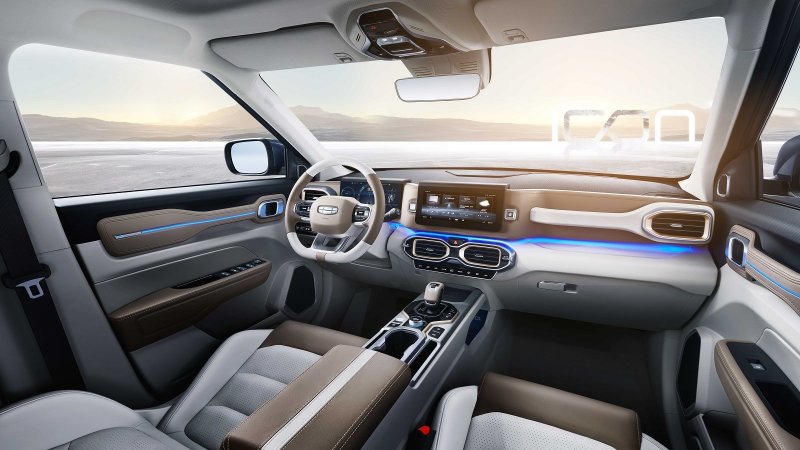 Geely новый кроссовер 2020 салон