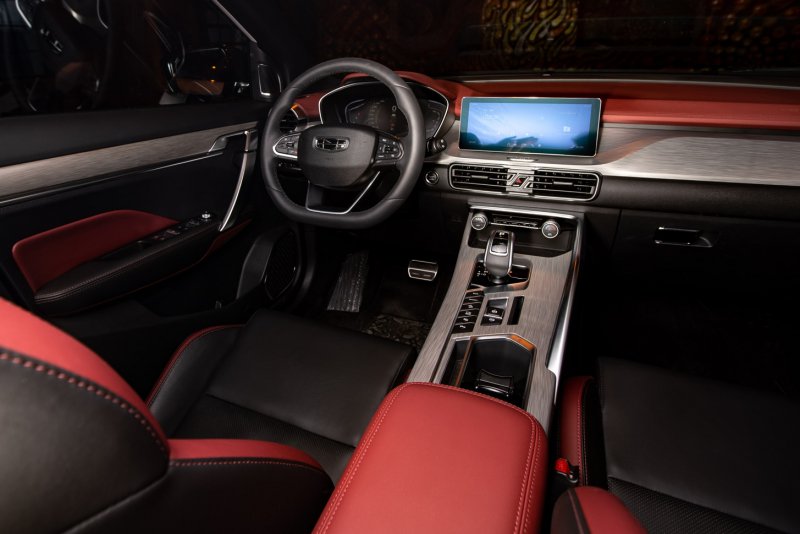Geely Coolray 2020 салон