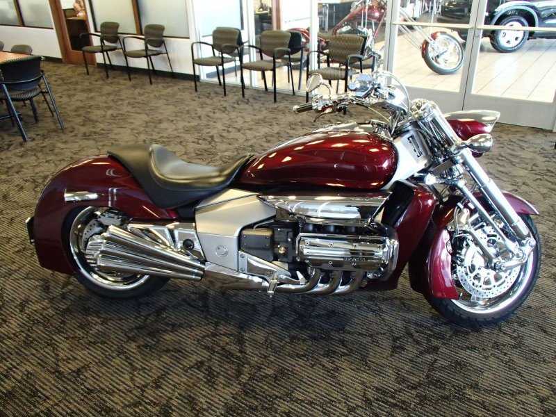 Honda Valkyrie Rune