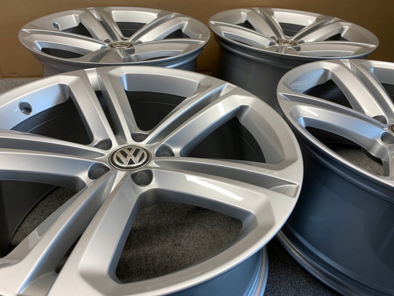 Вставка в литой диск VW Passat b5