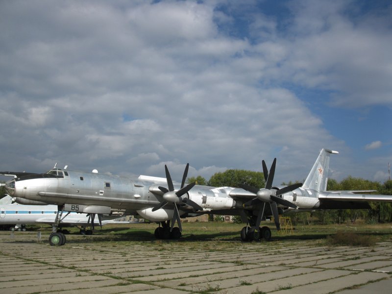 Ту 142 самолет плановый полет