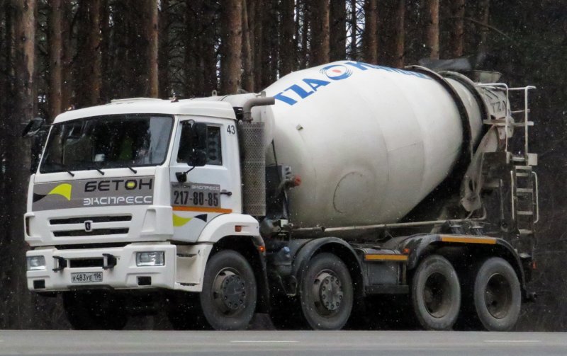 КАМАЗ 6540 заправщик