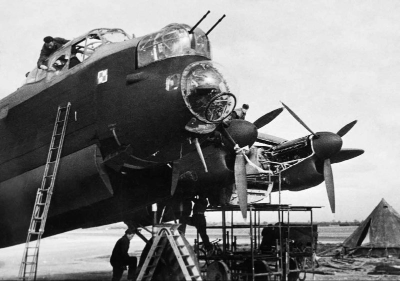 Avro Lancaster вооружение