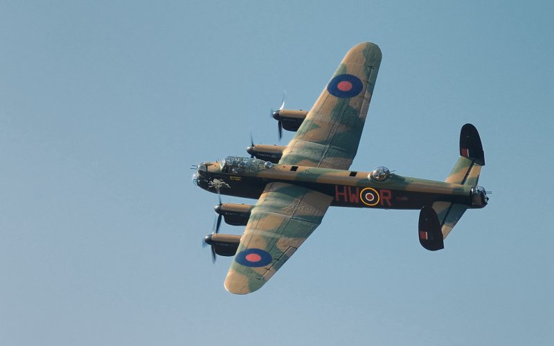 MPLANE-002 Авиация Lancaster Bomber