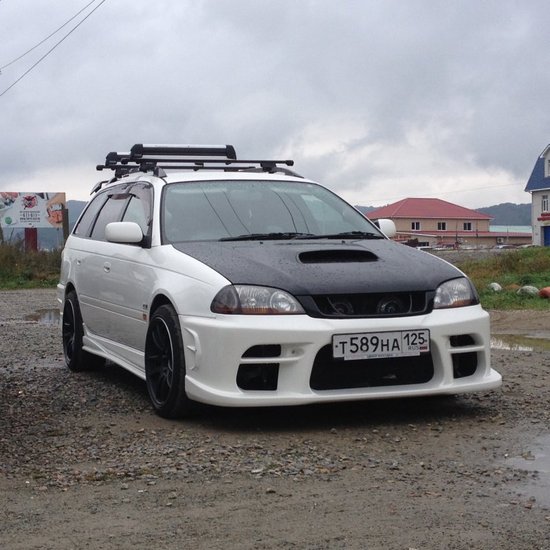 Toyota Caldina 2