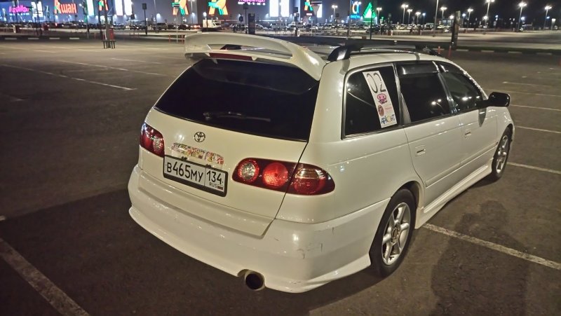 Тойота Калдина st215