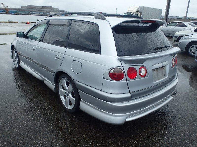 Toyota Caldina St 215 цвет хамелеон