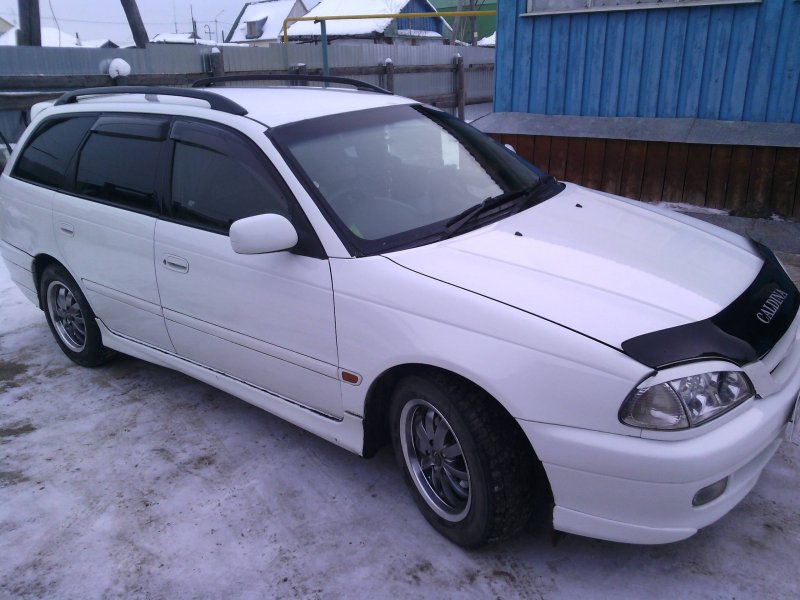 Тойота Калдина st215 2007